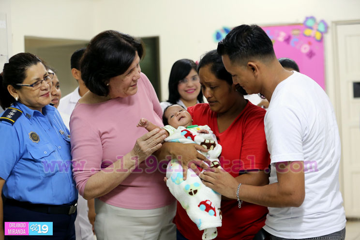 Polic A Nacional Encuentra A Beb Sustra Do De Hospital Alem N Nicarag Ense