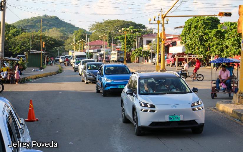 Nicaragua recibe caravana centroamericana de veh culos el ctricos