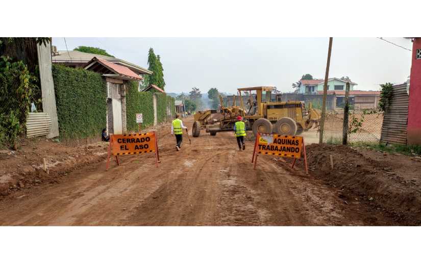 Avanza Construcción De Calles Para El Pueblo En Nueva Guinea 2953