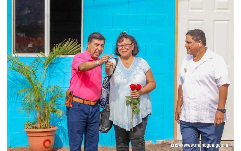 Nicaragua Día de la Madres se celebra con entrega de Viviendas Dignas