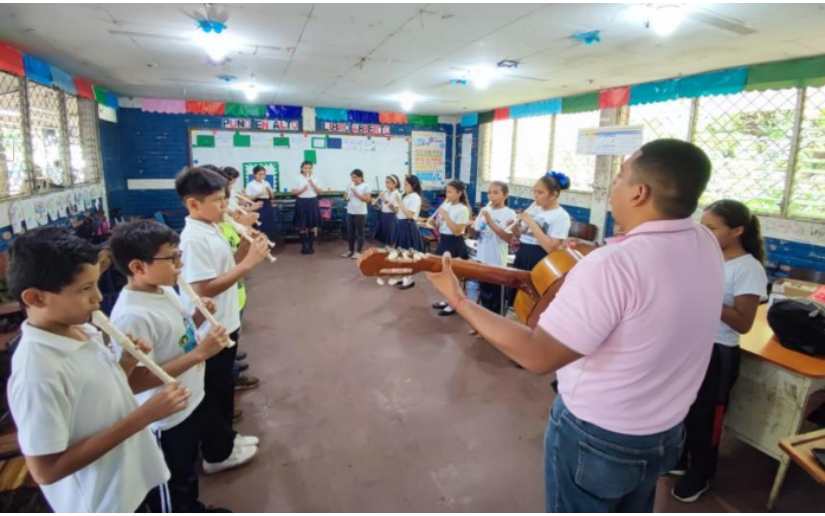 Gobierno De Nicaragua Ha Instalado Escuelas De Arte En Comunidades