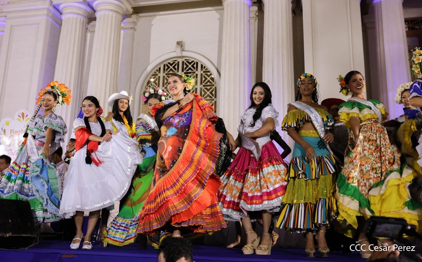 Celebraci N Del D A Nacional Del Huipil