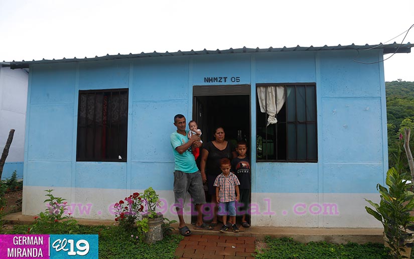 Gobierno Sandinista entrega viviendas dignas a familias de Mozonte