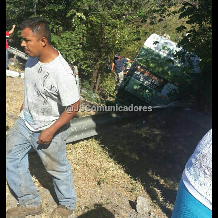 Seis Muertos Y Más De 50 Heridos En Accidente De Bus En Carretera Hacia