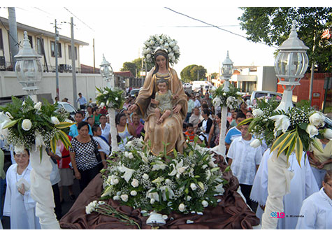 Monos de Fiesta – Wengué Ana y Carmen