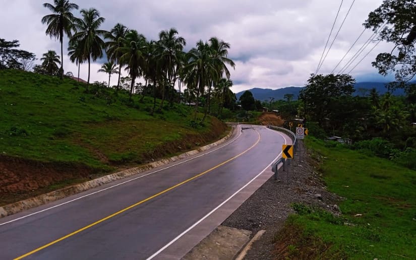 Gobierno de Nicaragua inaugura primer tramo carretera entre Rosita y Bonanza