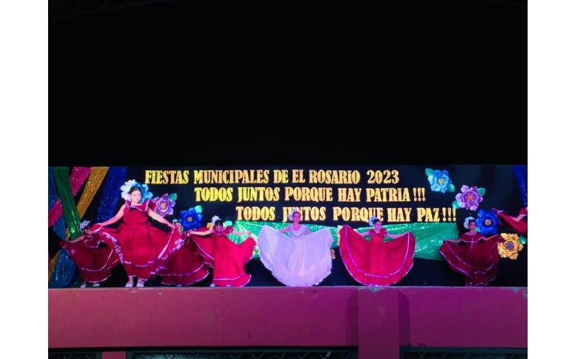 Familias del municipio de El Rosario disfrutan de Festival Cultural