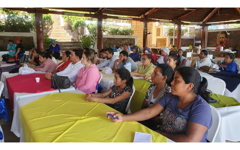 Protagonistas Participan En Taller De Procesamiento De Frutas Para Producir Refrescos 2889