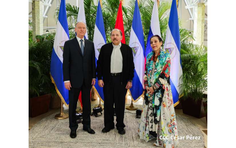 Comandante Daniel y Compañera Rosario sostienen reunión especial con el General Nikolai Patrushev