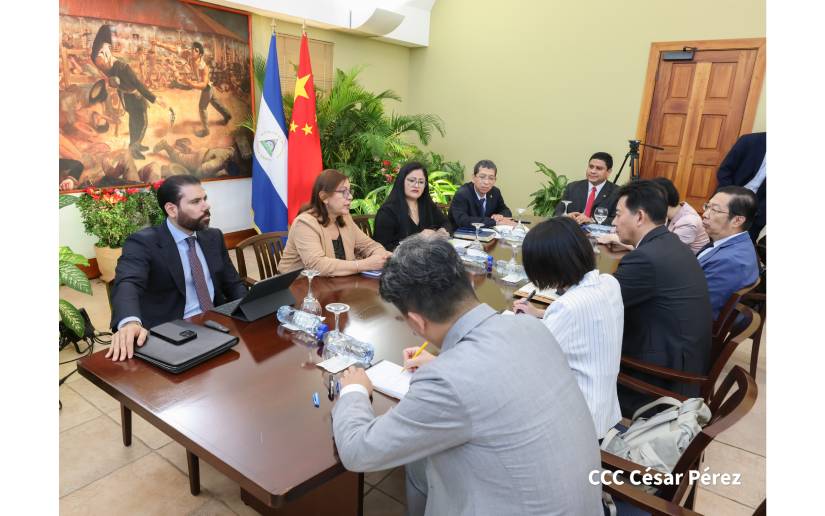 Representación de Nicaragua se reúne con Delegación de la Asociación del Pueblo Chino para la Paz 