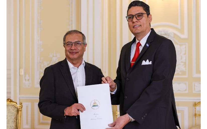 Embajador de Nicaragua presenta Cartas Credenciales al Presidente de la República de Colombia