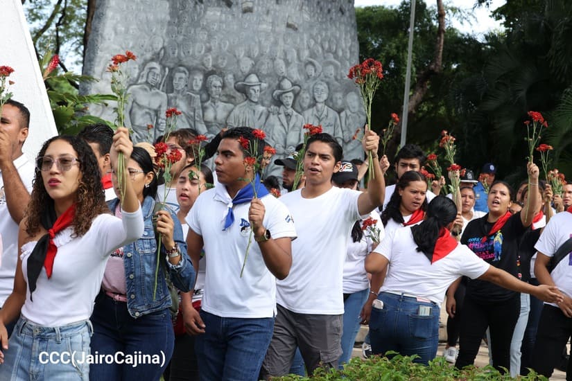 Nicaragua rinde honores al Comandante Carlos Fonseca Amador a 88 años ...