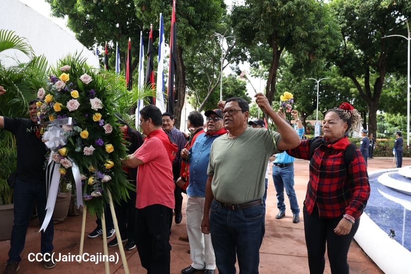 Nicaragua rinde honores al Comandante Carlos Fonseca Amador a 88 años ...