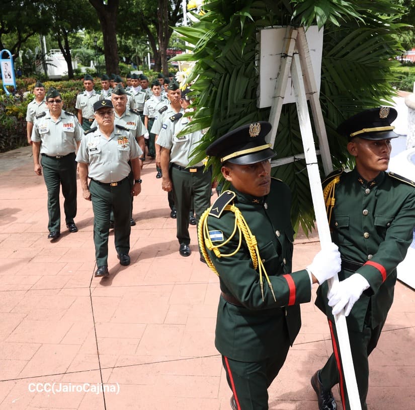 Nicaragua rinde honores al Comandante Carlos Fonseca Amador a 88 años ...