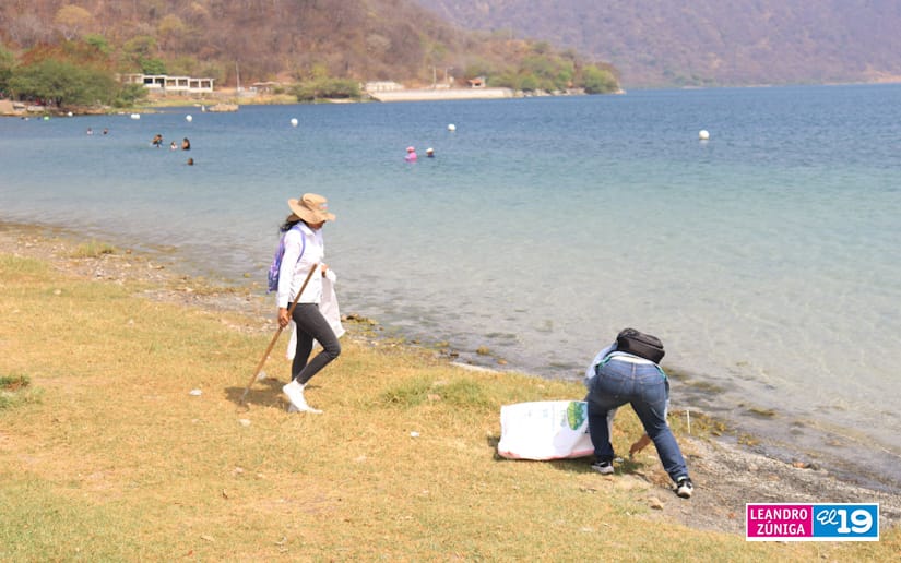 Marena y Ejército de Nicaragua participan en limpieza de la laguna de Xiloá